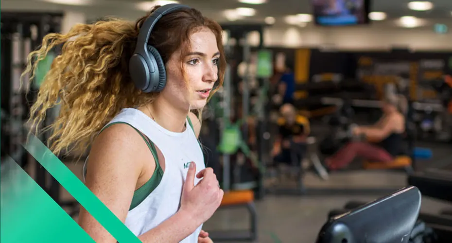 Student on treadmill in the gym
